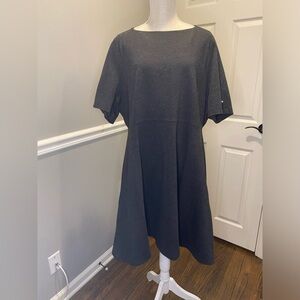 The Limited Collection Gray Dress 18W Short Sleeves